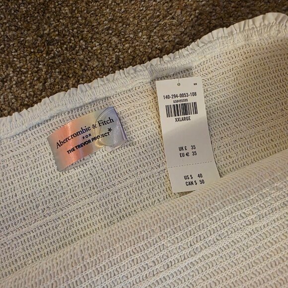 NWT Abercrombie & Fitch Size XXL Pride Smocked Top - Picture 6 of 6